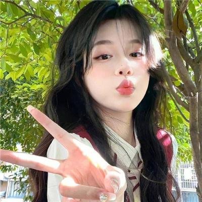 艾莉莎‧施莱辛格:战妆